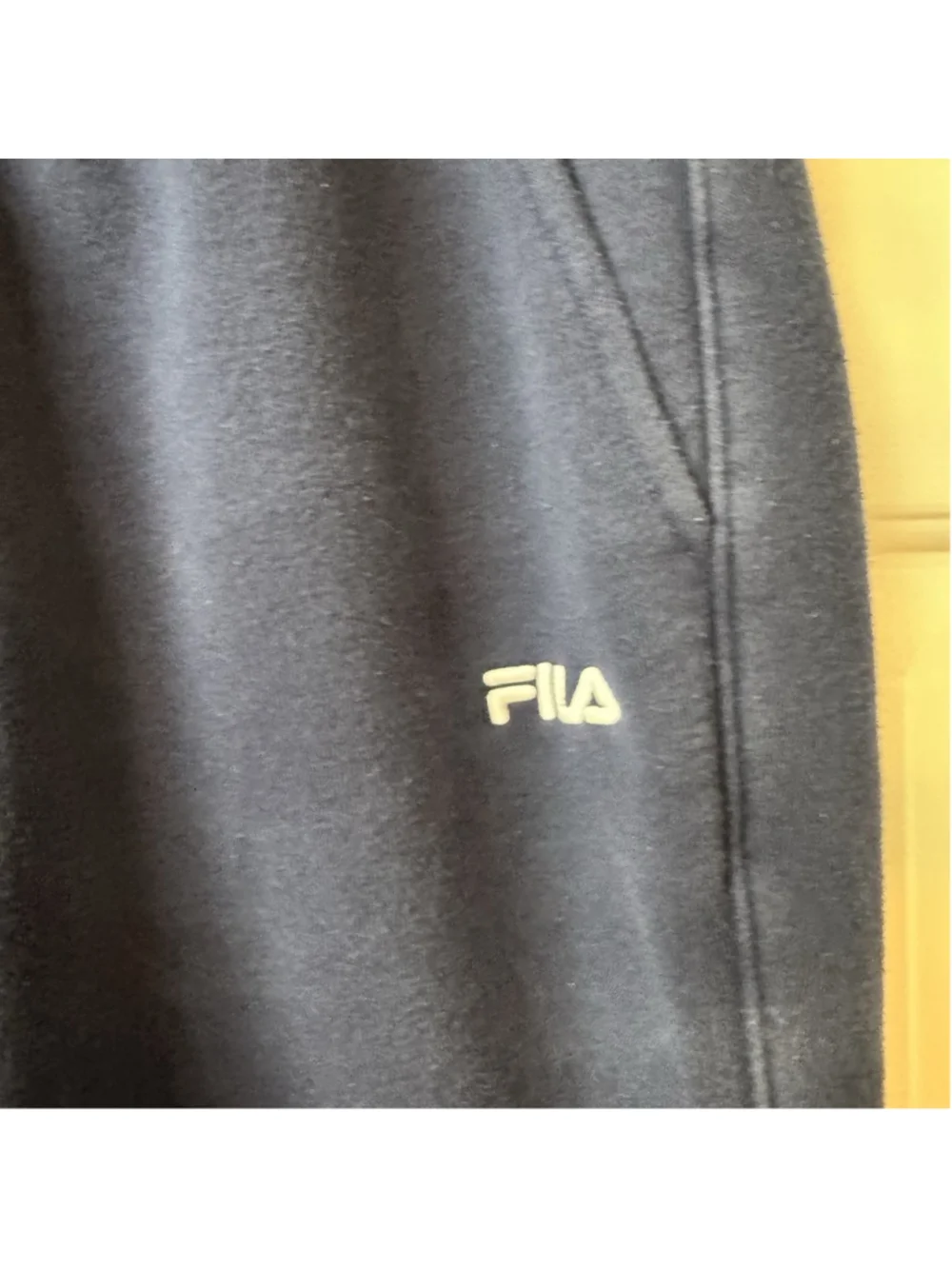 Fila Jogger Men Size S Athletic Sweatpants Drawstring Cotton Blend Slash Pockets